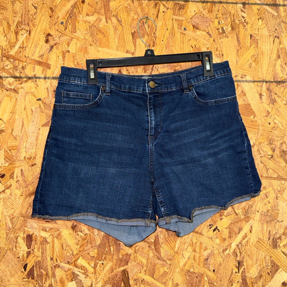 SOHO New York & Co Dark Denim Jean Shorts Frayed Cuff Hem Summer Basics 14 Plus